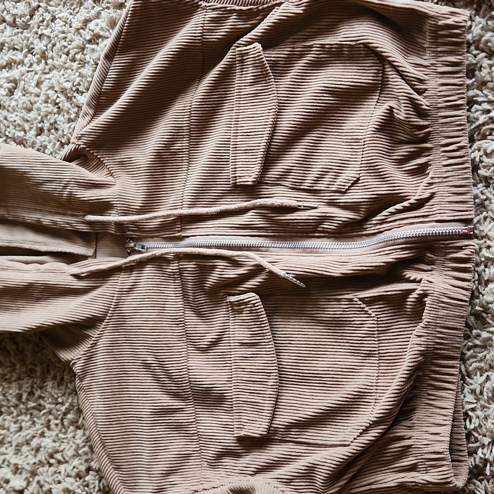 Brown crop corduroy jacket womans size medium with zipper - Picture 3 of 8